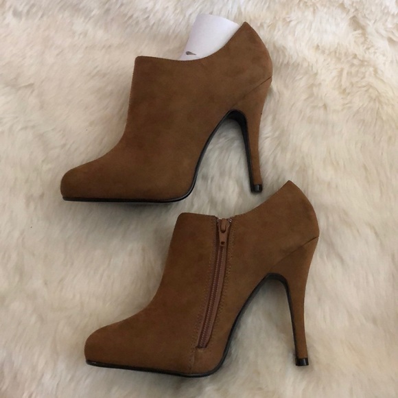 Cathy Jean brown heeled booties, NWOT! - Picture 1 of 5